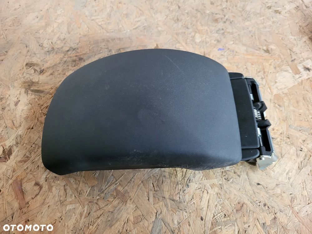 Podłokietnik Citroen C4 II B7 - 5