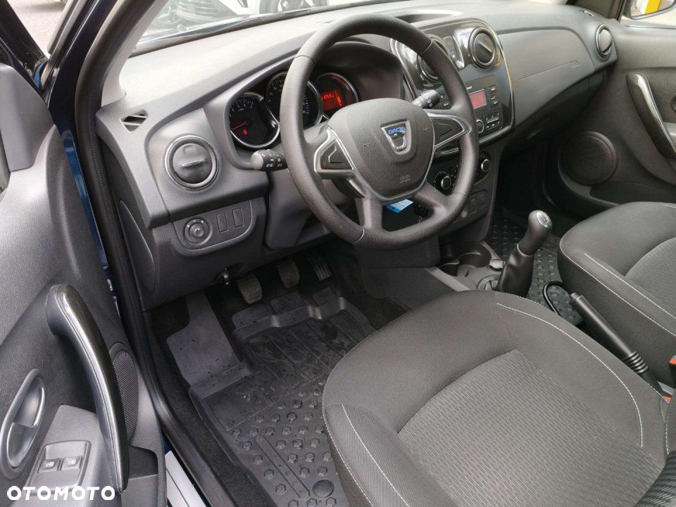 Dacia Sandero - 5