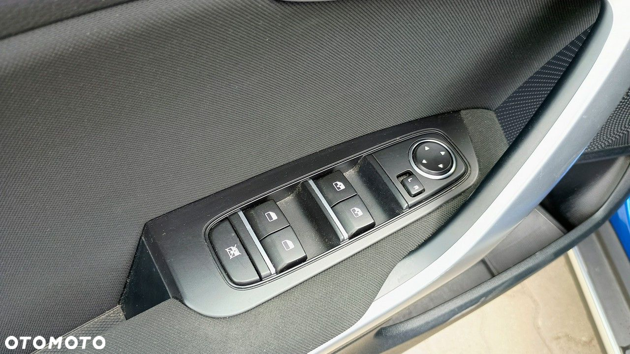 Kia XCeed 1.5 T-GDI M - 13