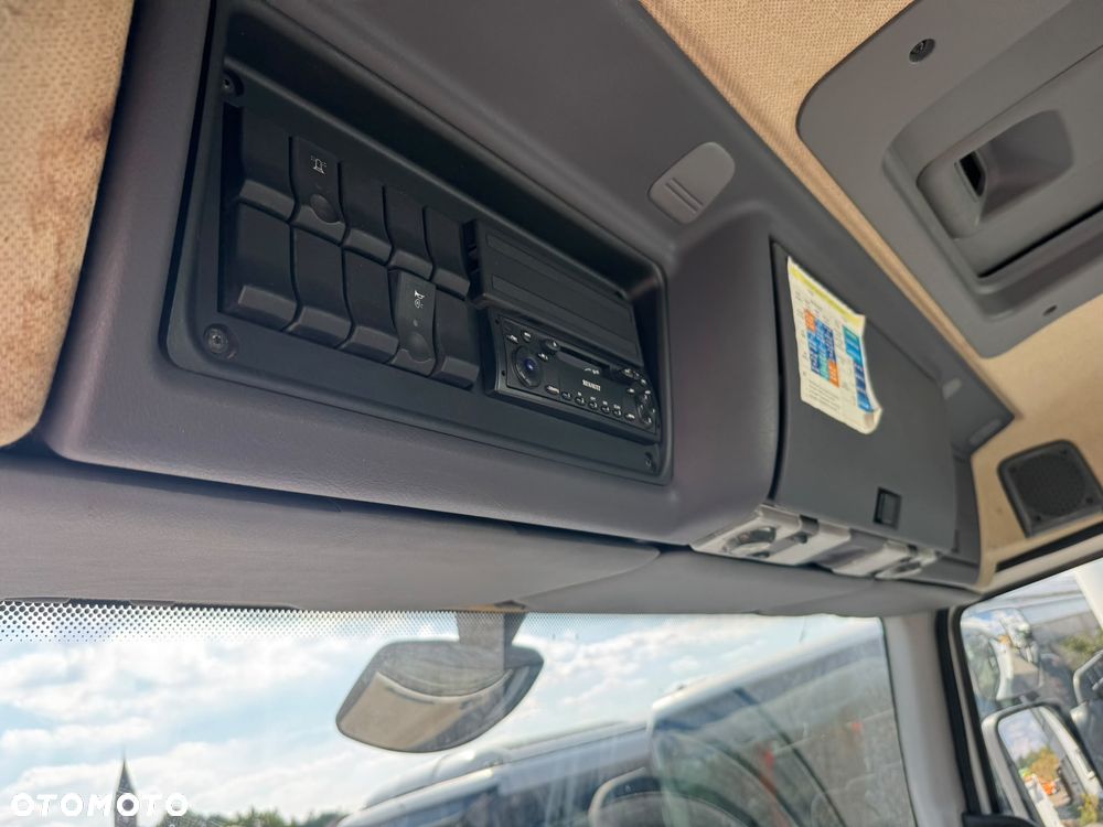 Renault Kerax 270DCi Wywrotka 3 str SPECJALNY 19 Tonowy Solarka Piaskarka Pług - 29