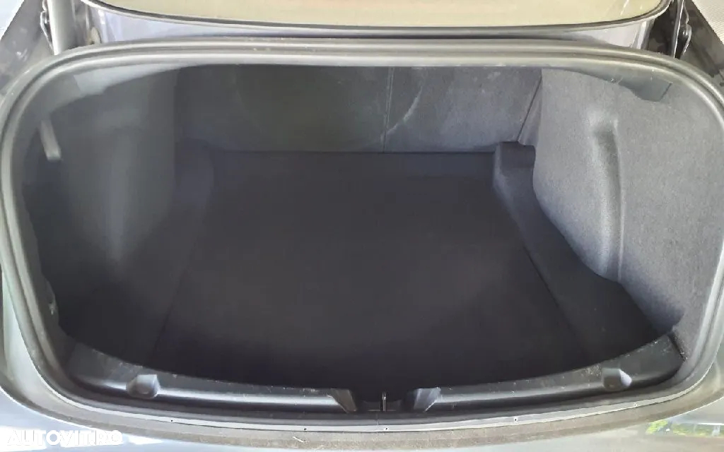 Tesla Model 3 Langstreckenbatterie Allradantrieb Dual Motor - 12