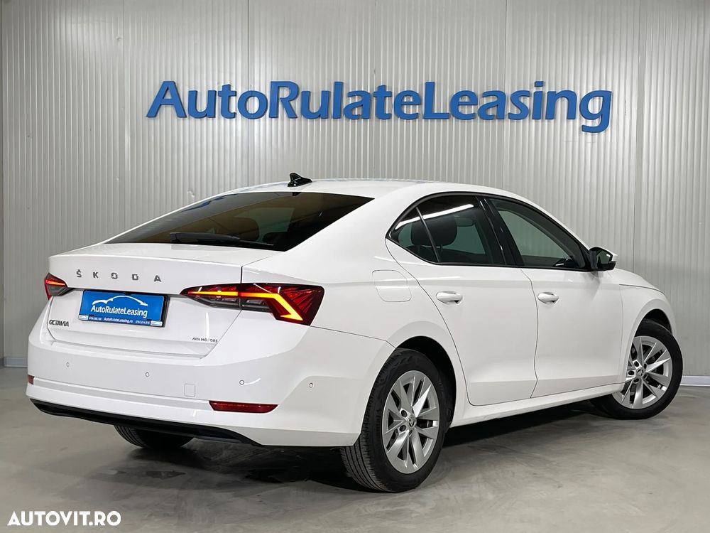 Skoda Octavia 2.0 TDI DSG Style - 4