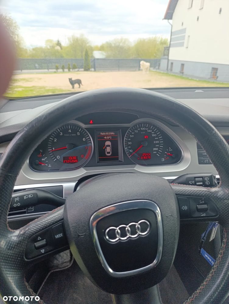 Audi A6 Avant 2.4 - 9