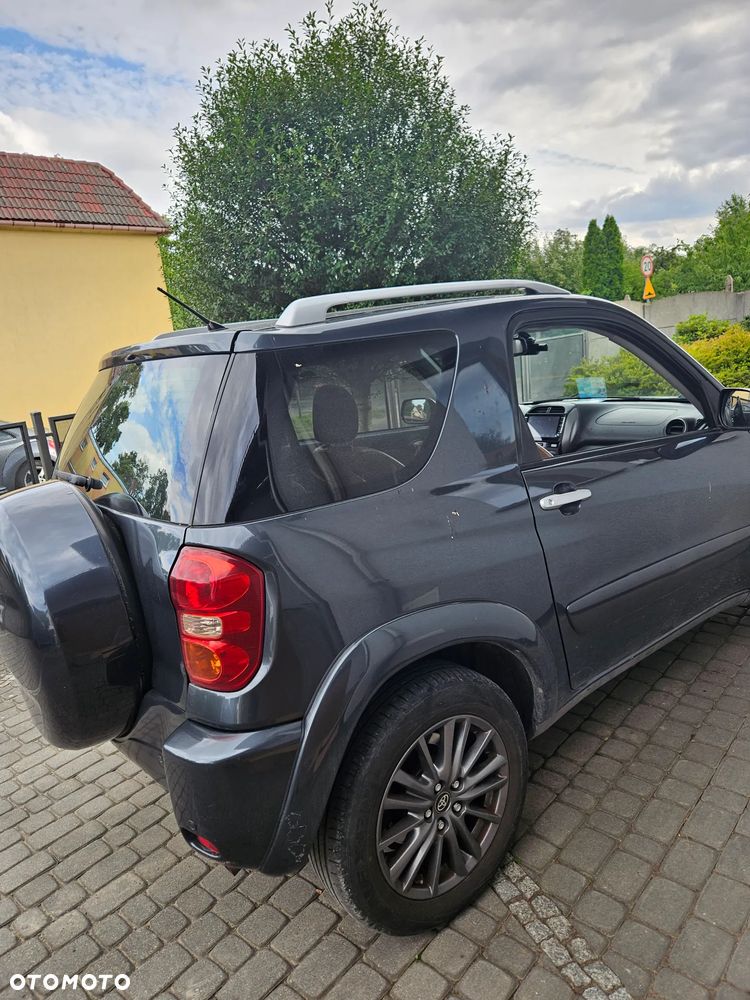 Toyota RAV4 2.0 VVT-i Sol - 4