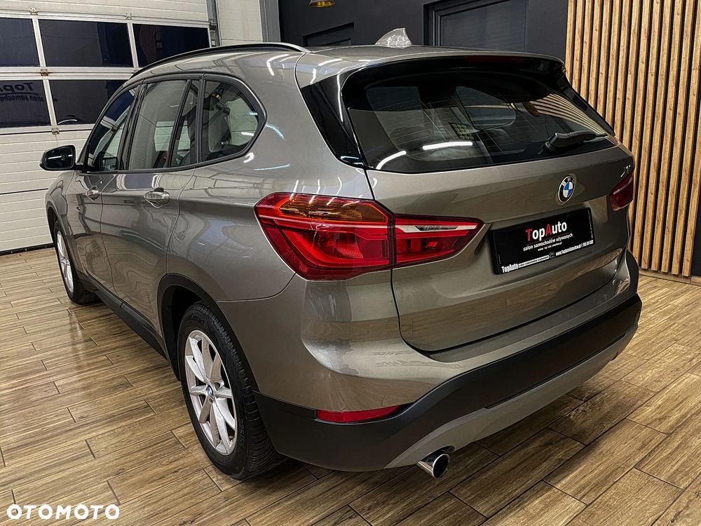 BMW X1 sDrive18d Advantage - 9