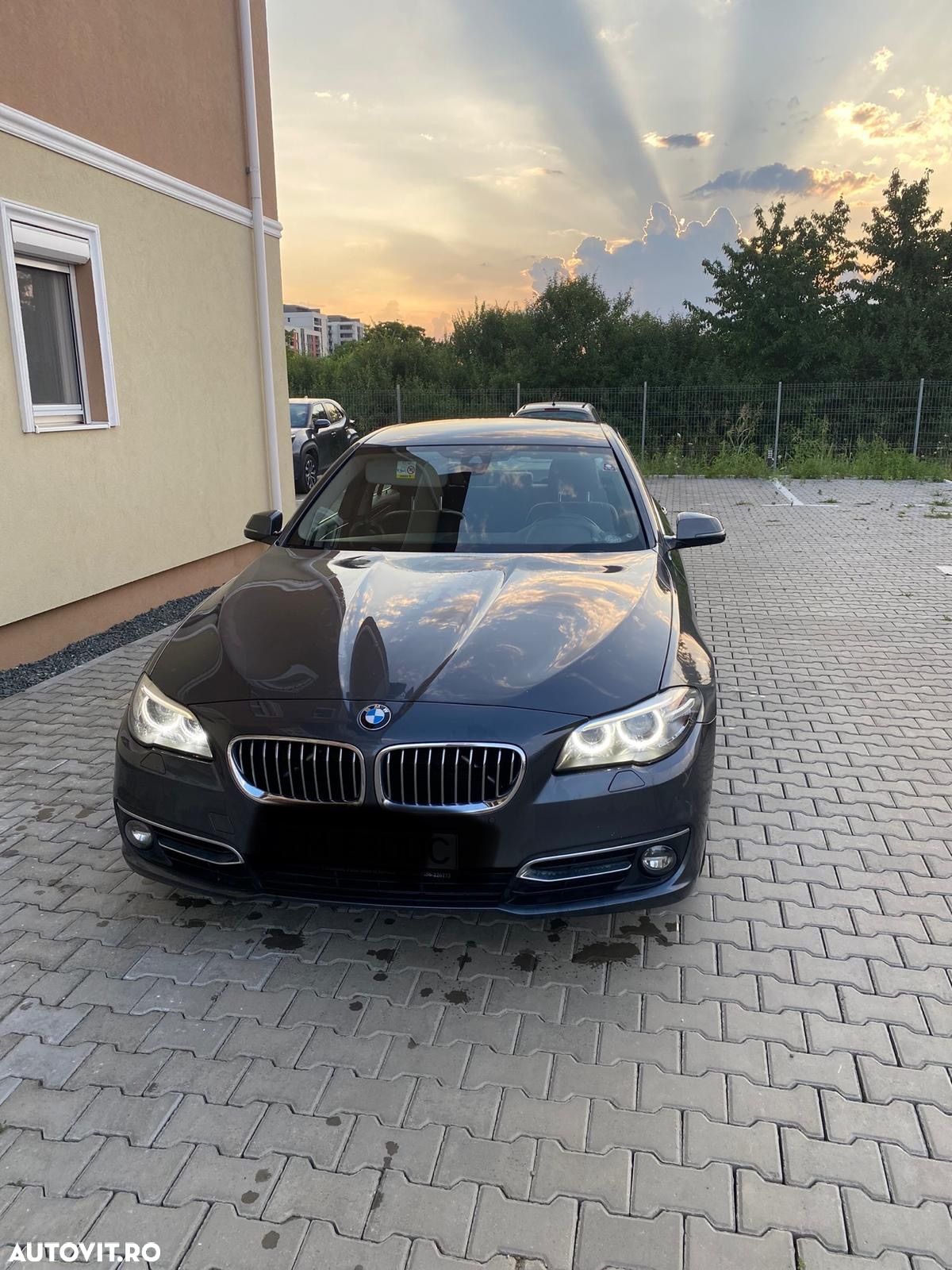 BMW Seria 5 520d AT - 1