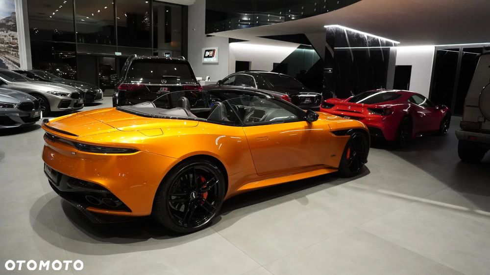 Aston Martin DBS - 15