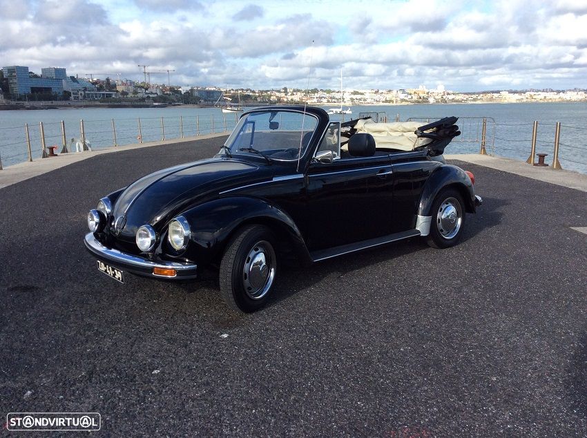 VW Carocha Cabrio - 1