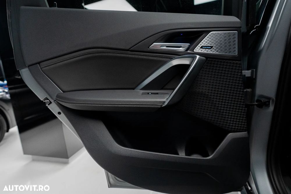 BMW X1 xDrive23d AT MHEV - 33