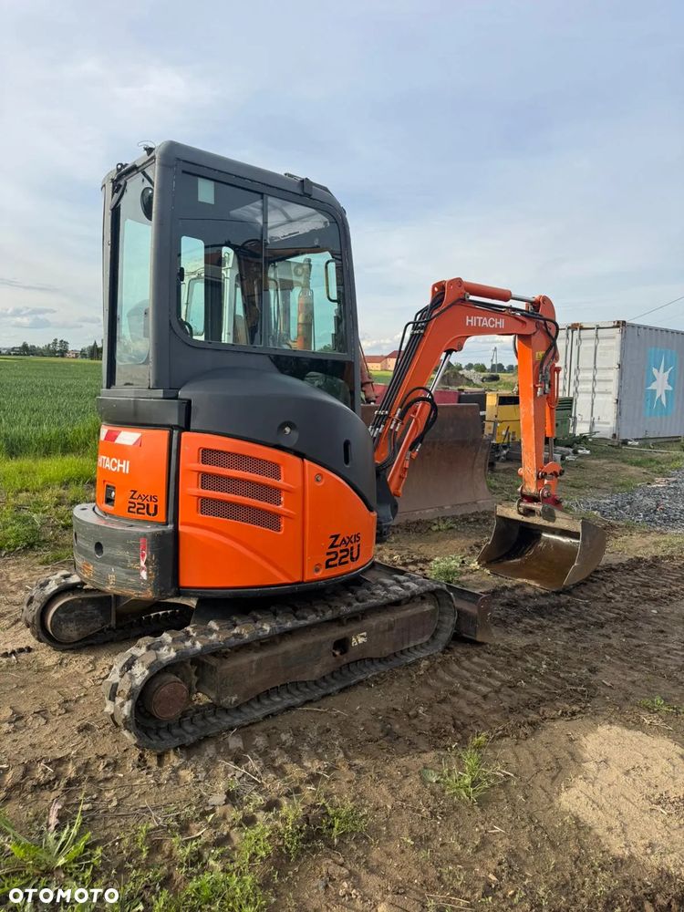 Hitachi ZX 22 - 2
