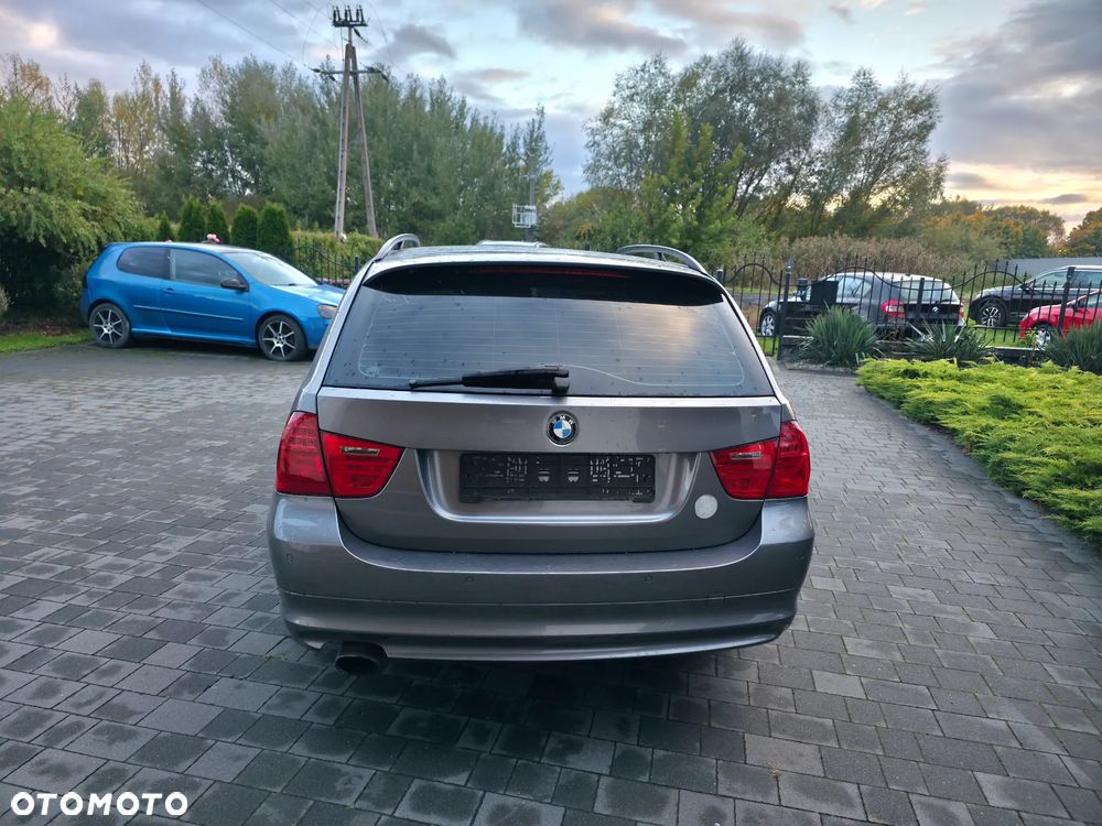 BMW Seria 3 2008 photo 4