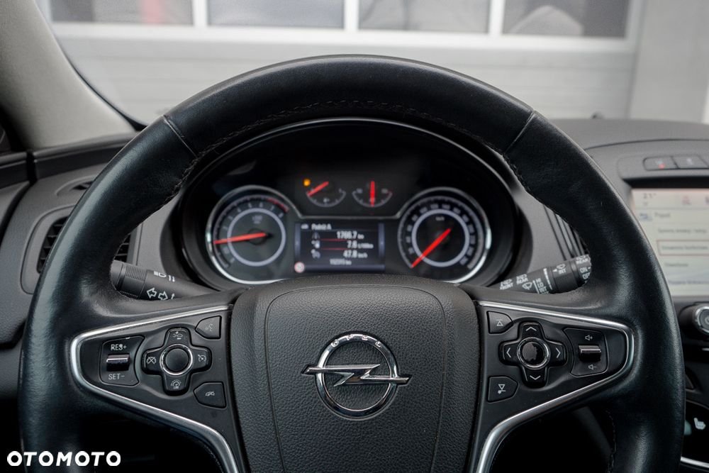 Opel Insignia 1.4 T Cosmo S&S - 20