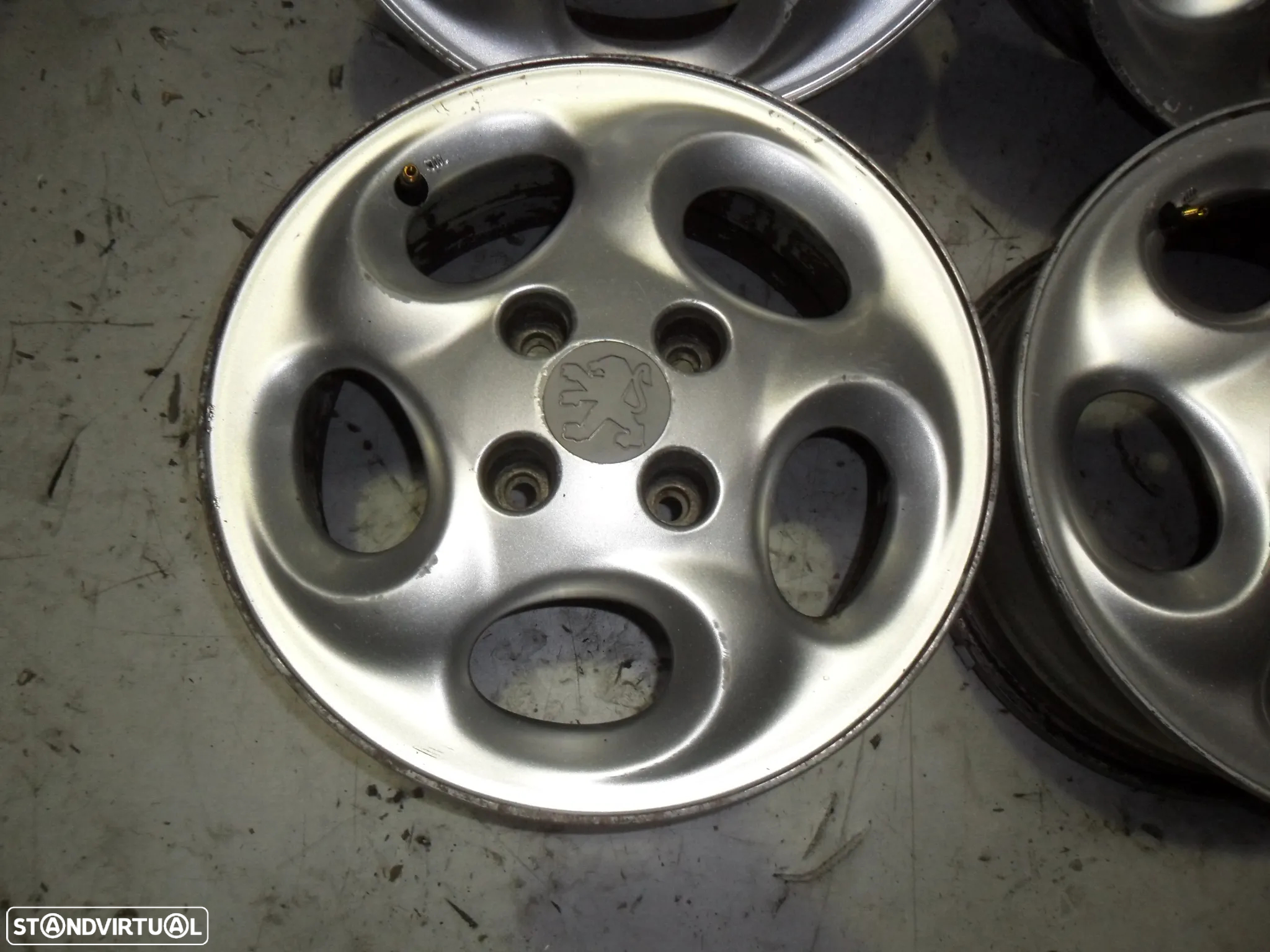 Jantes 14 polegadas Peugeot - 2