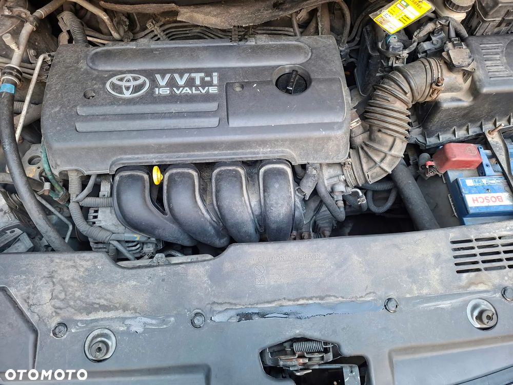 Toyota Corolla Verso - 8