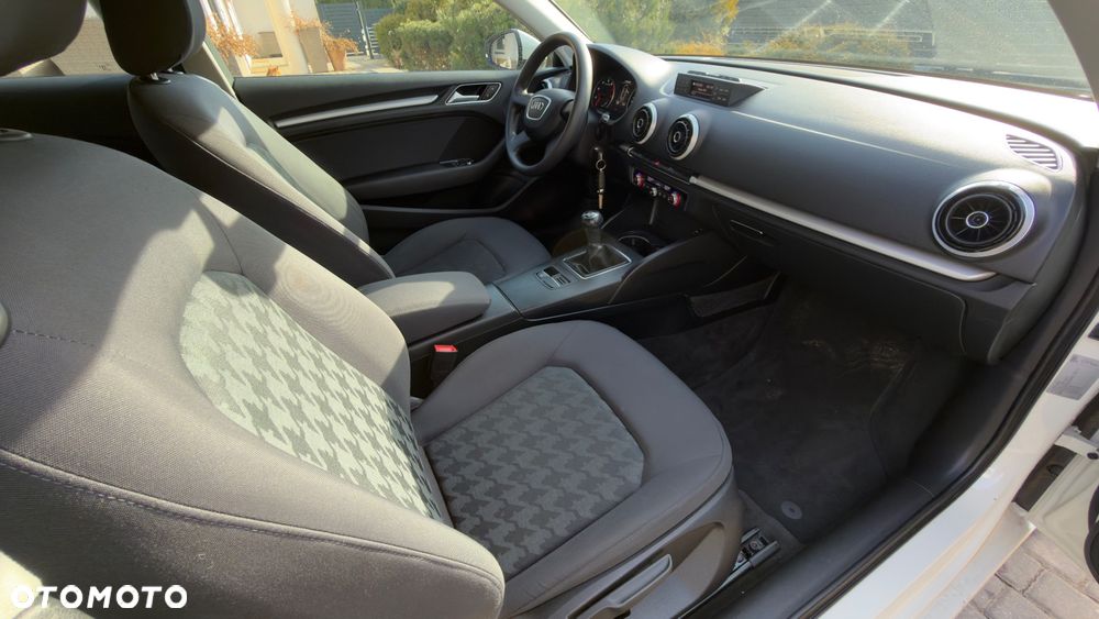 Audi A3 3-drzwiowe 1.4 TFSI Ambition - 18