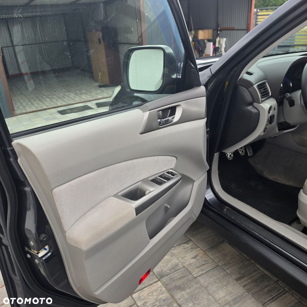 Subaru Forester 2.5 EX 000/PLA - 15
