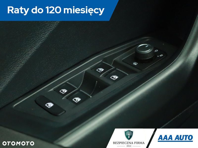 Volkswagen T-Roc - 15