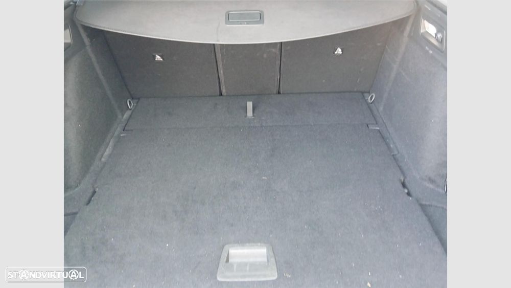 Peugeot 308 1.5 BlueHDi Allure EAT8 - 17