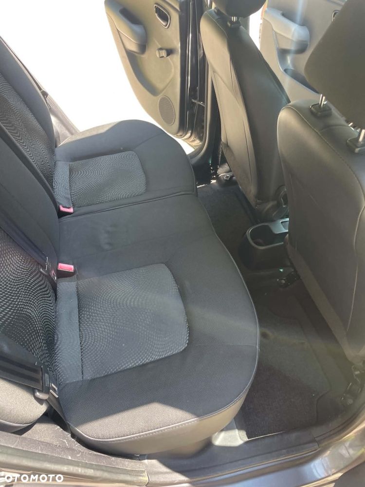 Hyundai i10 1.1 Classic - 12