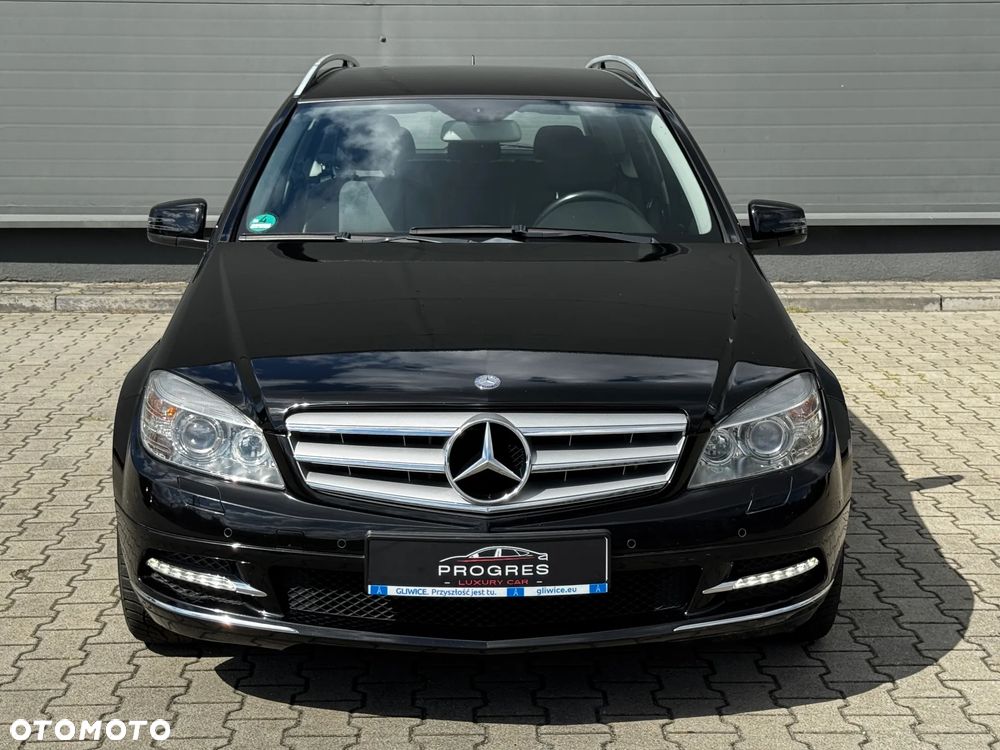 Mercedes-Benz Klasa C 180 CGI Automatik BlueEFFICIENCY Avantgarde - 4