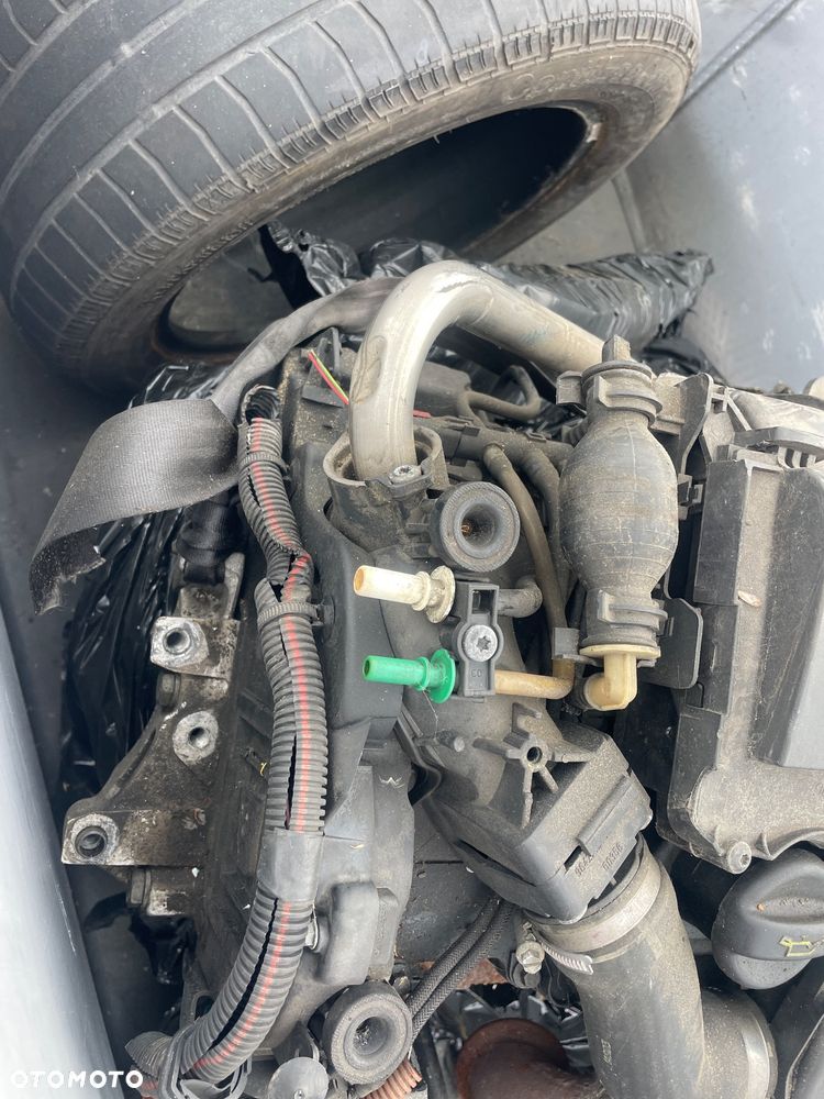 Kompletny silnik Peugeot 207 307 1,4HDI 8HZ - 3
