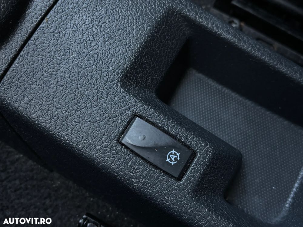 Dacia Logan 1.5 Blue dCi Laureate - 23