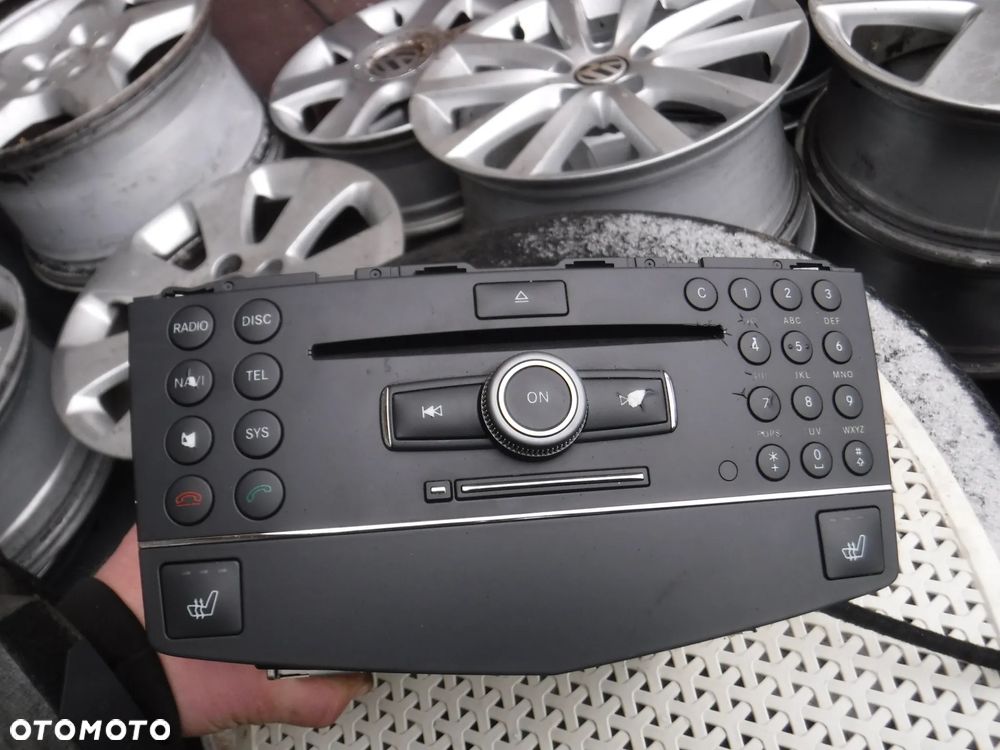 Mercedes C Klasa W204  radio nawigacja A2048704994 - 1