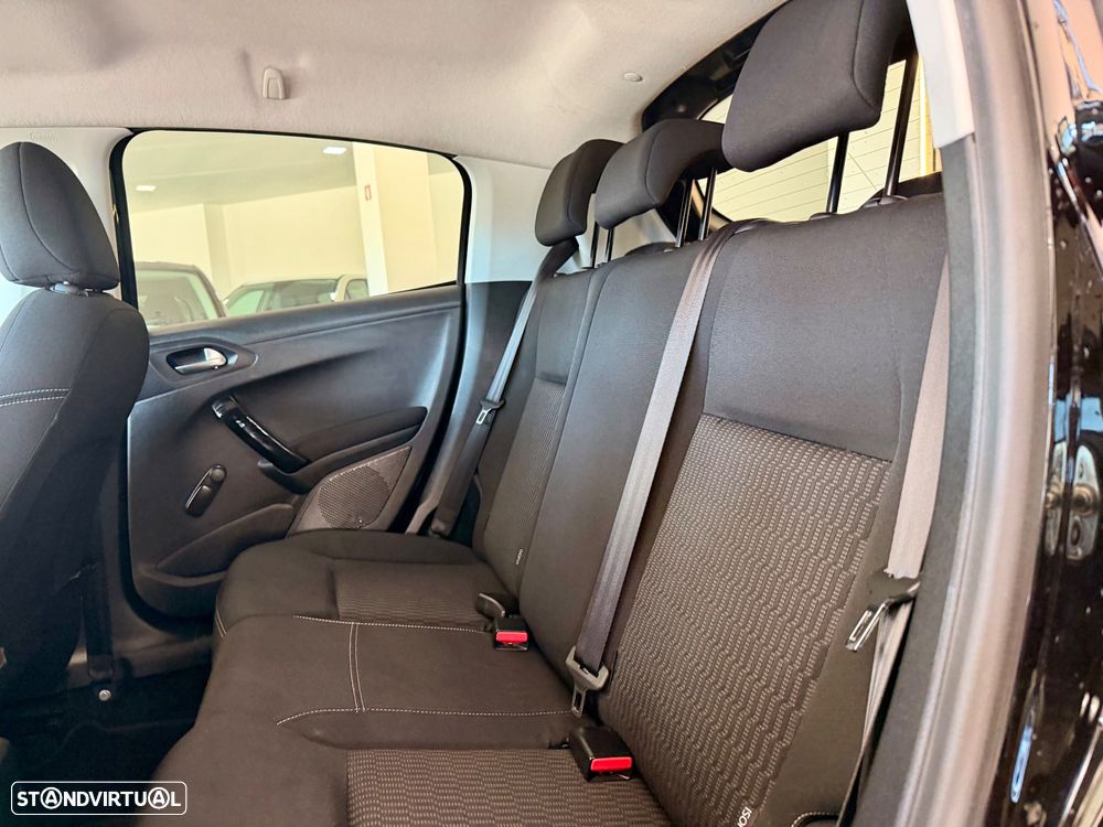 Peugeot 208 1.2 PureTech Style - 7