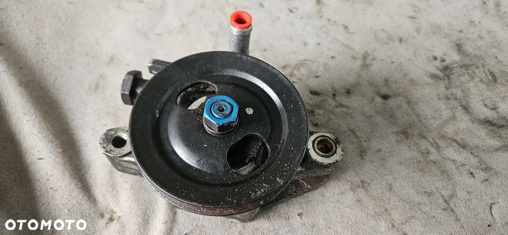 Pompa wspomagania Hyundai Coupe I Lift 1,6 2,0 16V 2000r - 3