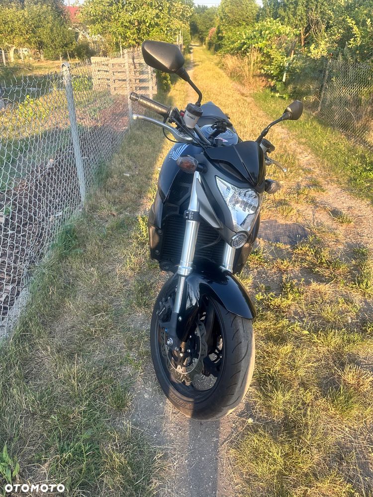 Honda CB - 4