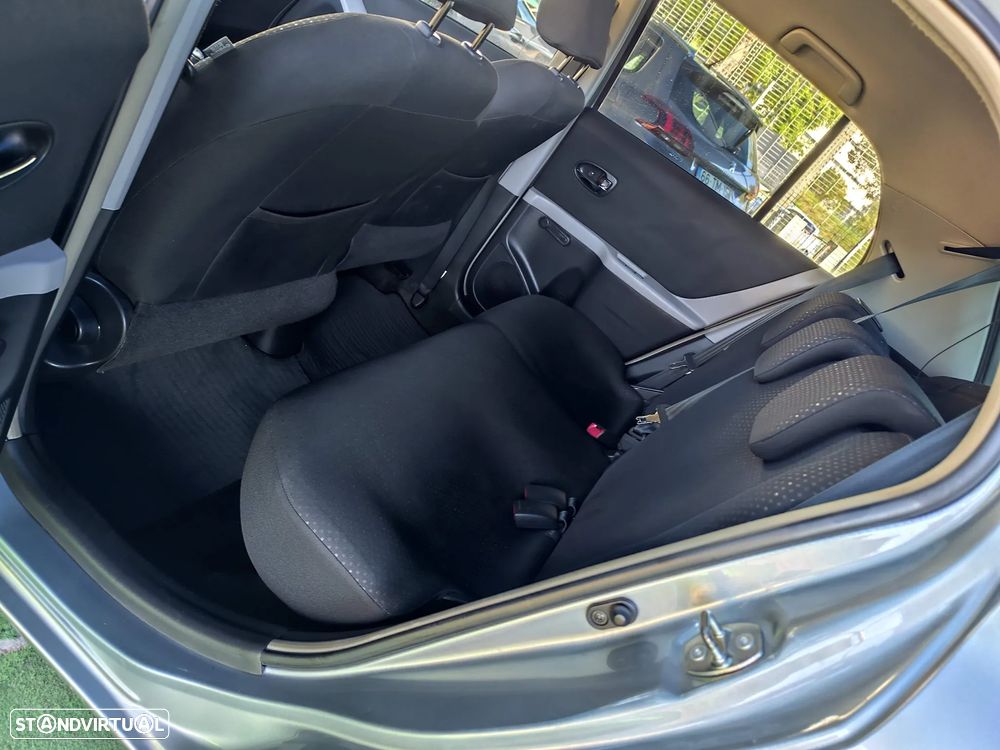 Toyota Yaris 1.0 VVT-i ACtive+AC - 35