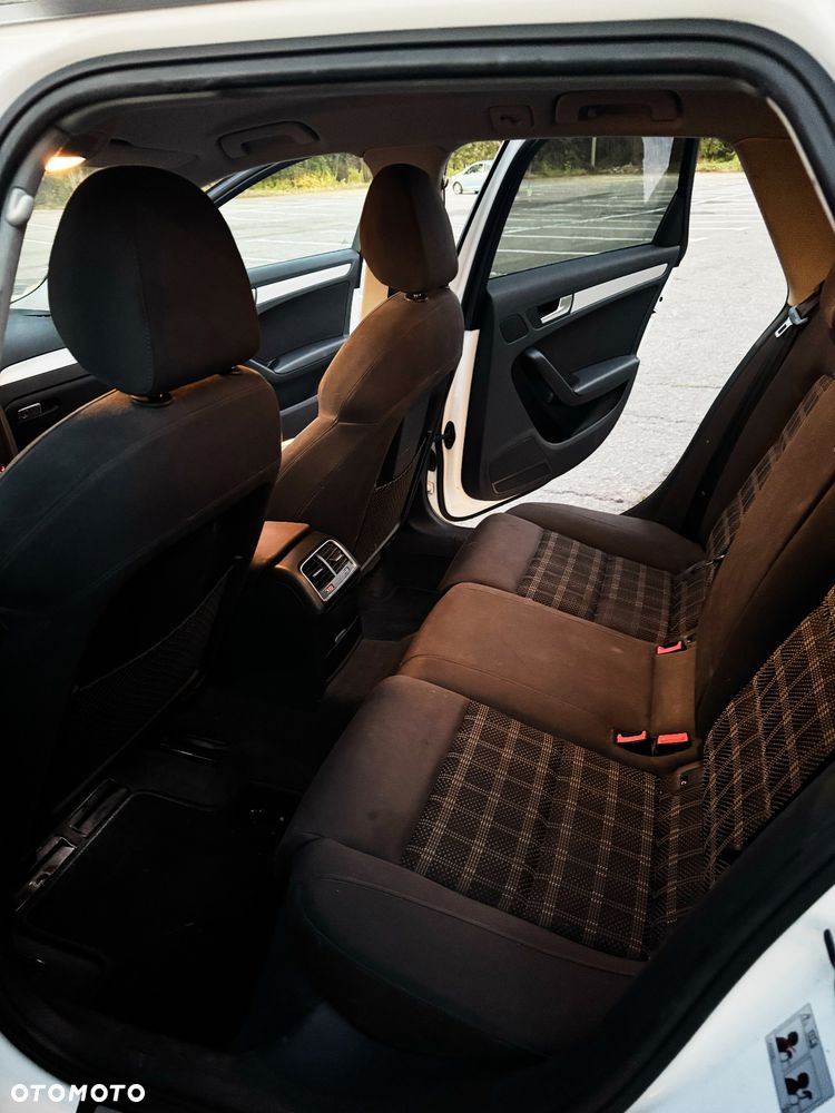 Audi A4 Avant 2.0 TFSI Flexible Fuel Quattro - 8