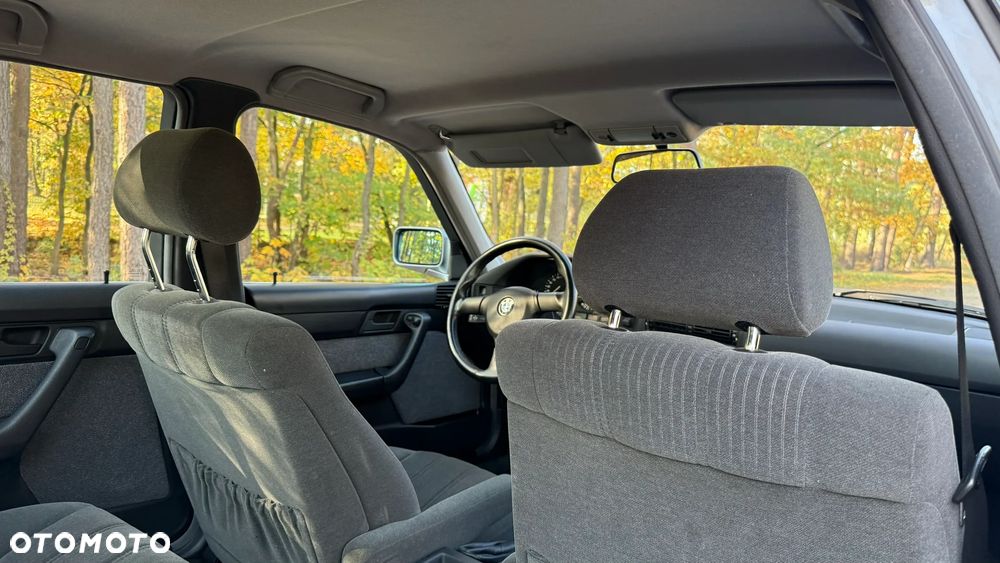 BMW Seria 5 - 17