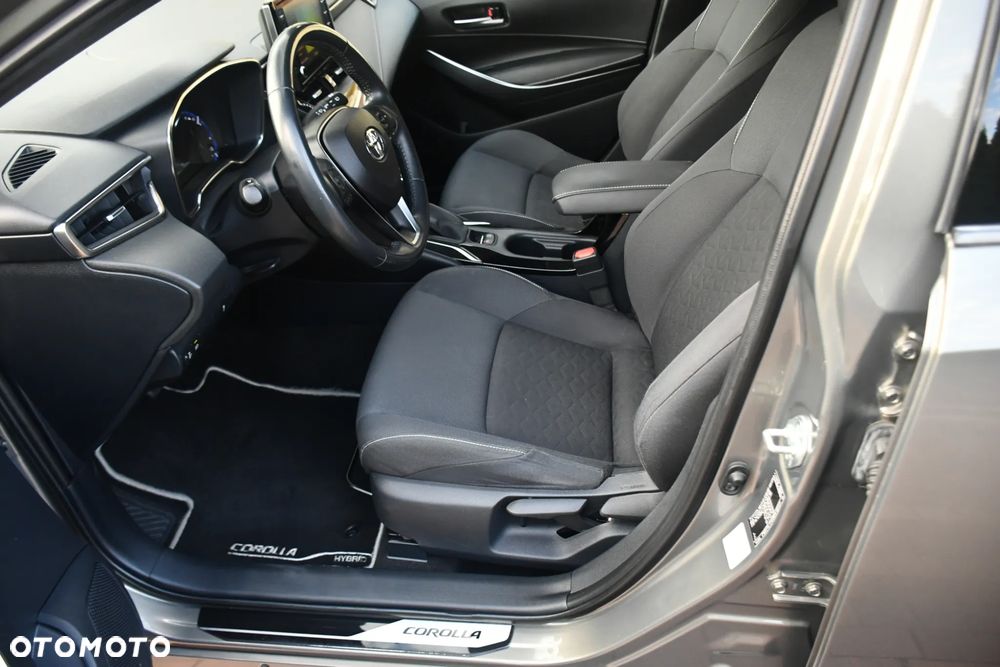 Toyota Corolla 1.8 Hybrid Trek - 21
