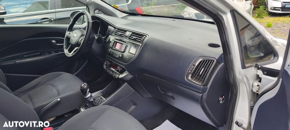 Kia Rio 1.4 CRDI Platinum Edition - 23
