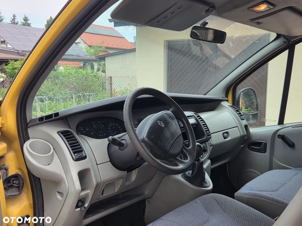 Renault Trafic - 13
