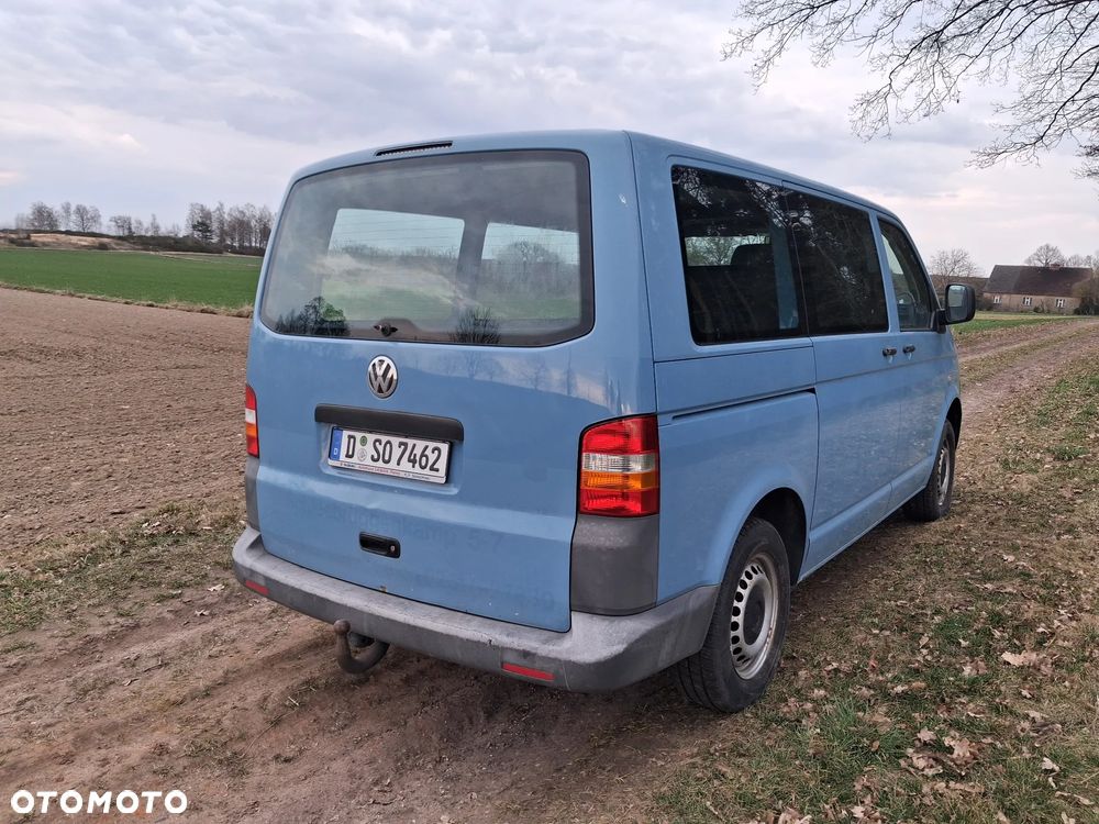 Volkswagen TRANSPORTER T5 - 4