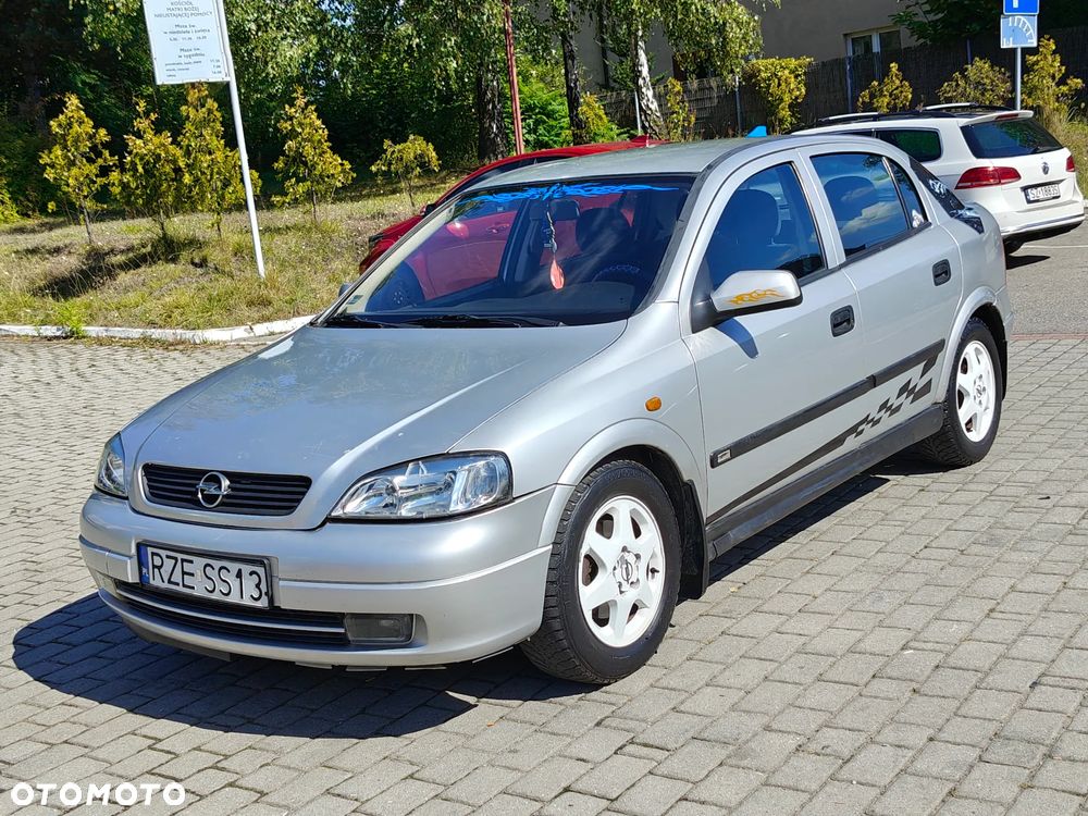 Opel Astra II 2.0 DI Comfort - 17