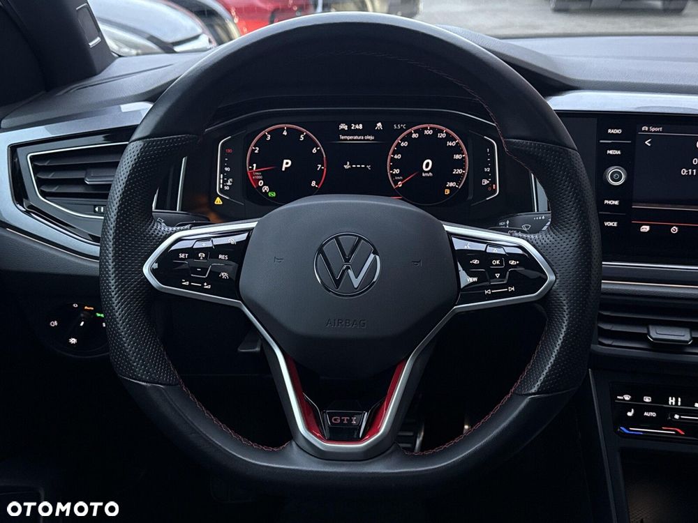 Volkswagen Polo - 17