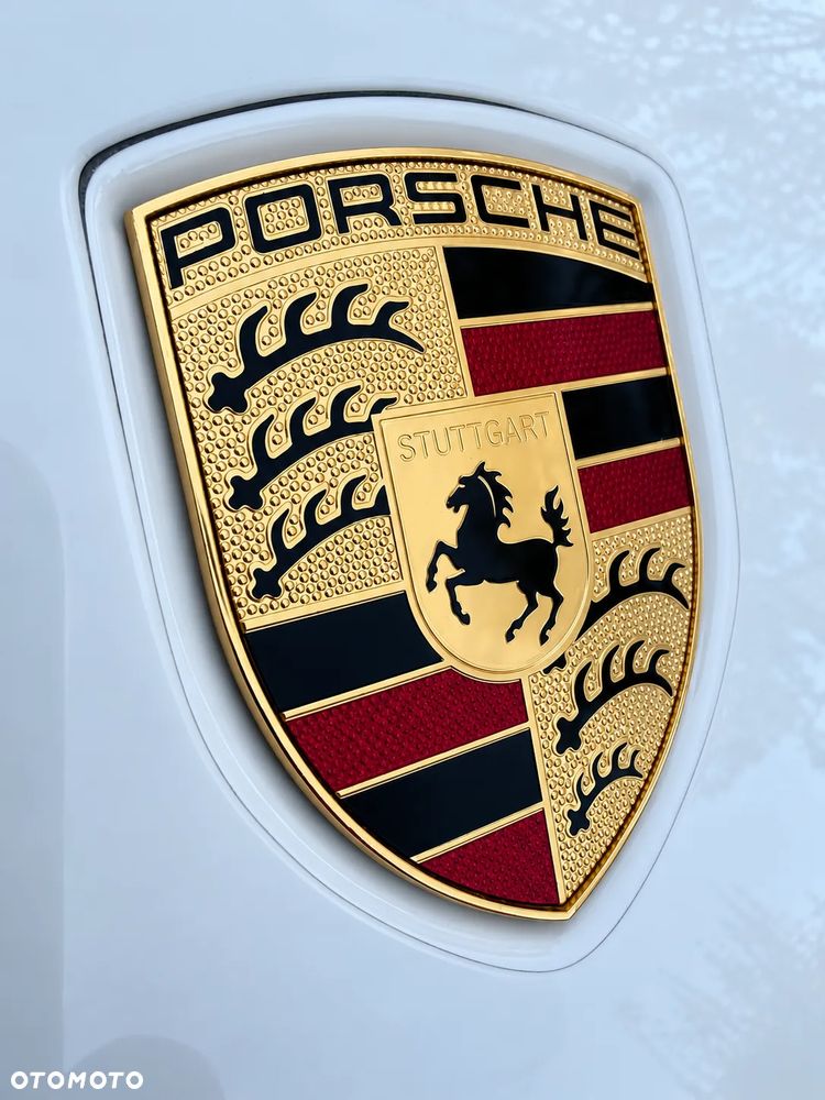 Porsche Cayenne - 25