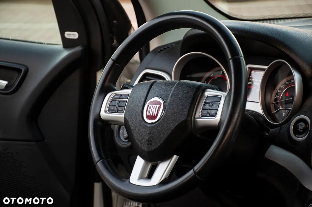 Fiat Freemont 2.0 Multijet 16V DPF Automatik Allrad Black Code - 30