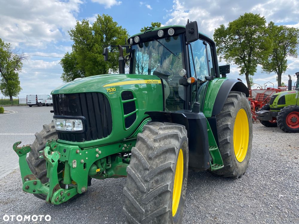 John Deere 7530 - 19