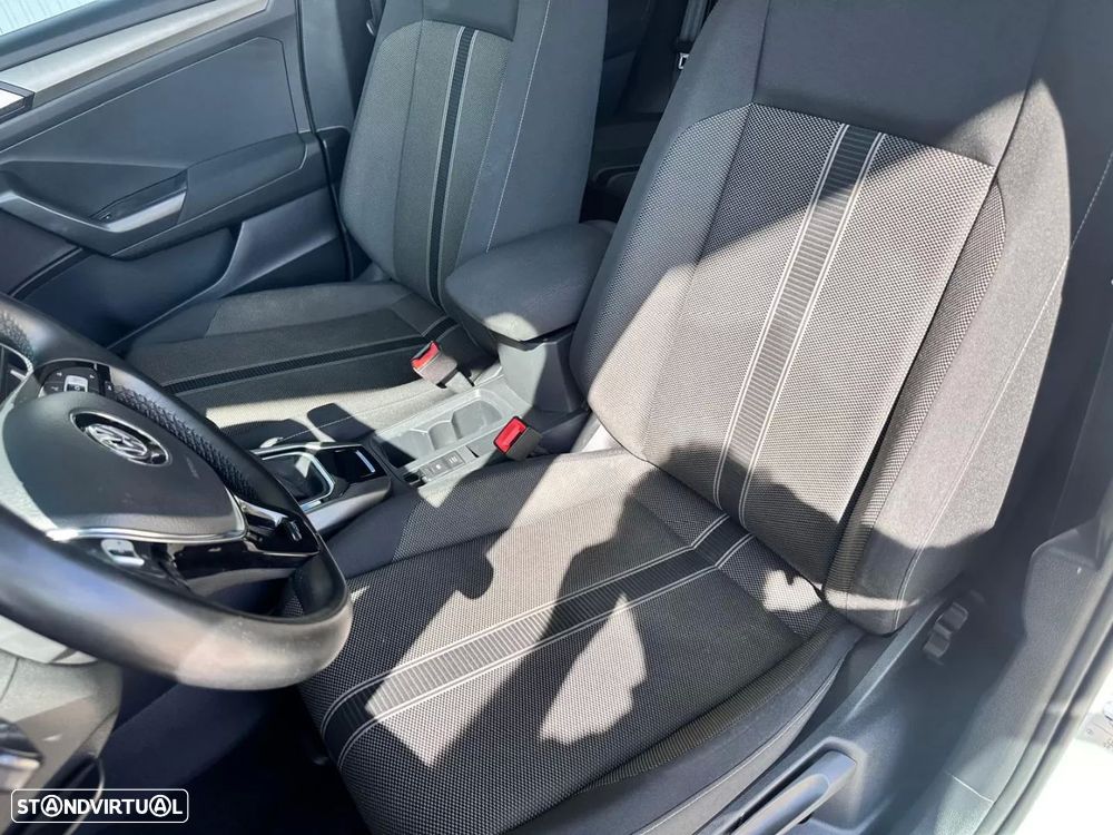 VW T-Roc 1.0 TSI - 13