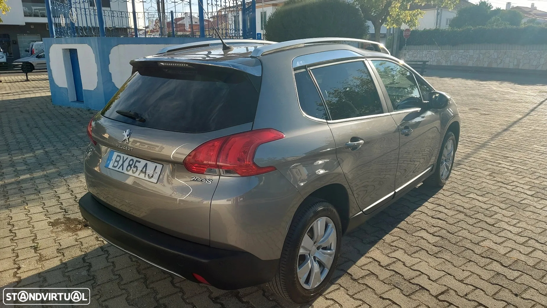 Peugeot 2008 PureTech 82 Style - 3