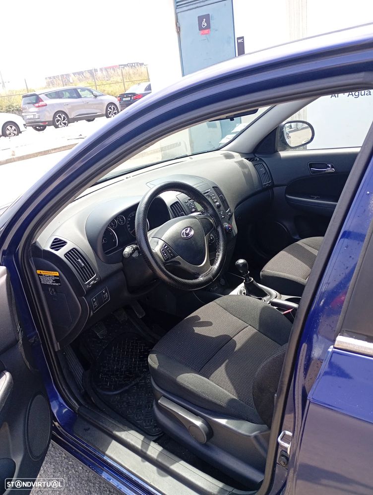 Hyundai i30 1.6 CRDI Classic CPF - 7