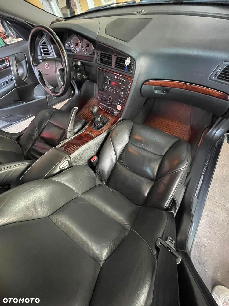Volvo V70 2.4D5 - 10