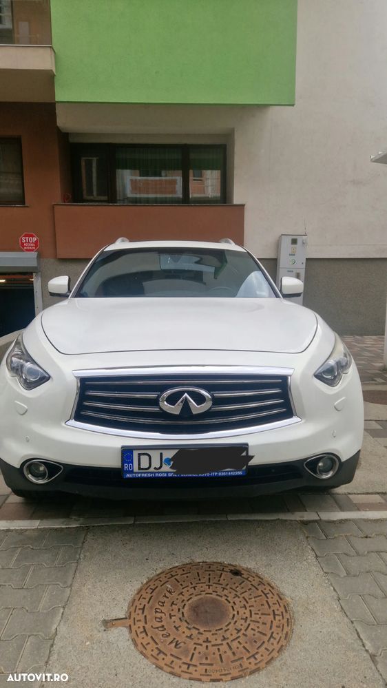 Infiniti FX 30 - 2