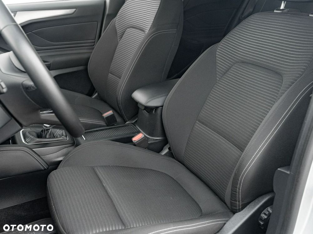 Ford Focus - 12