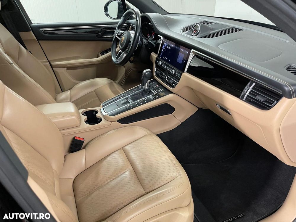 Porsche Macan - 11