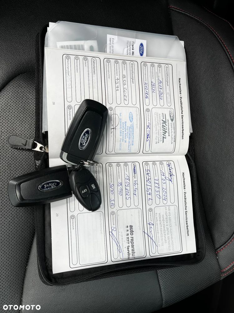 Ford Mondeo 2.0 EcoBoost STart-Stopp Autom ST-Line - 11